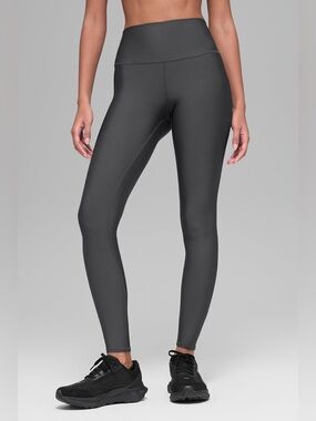 ALO Yoga High-Waist Airlift Legging in Anthracite - XS
